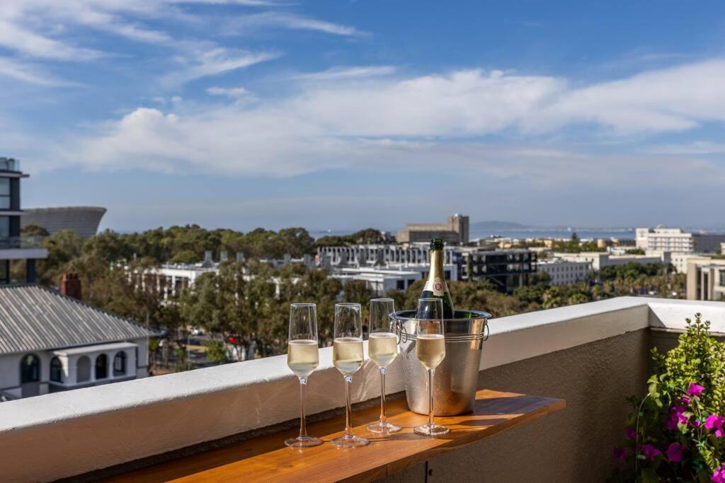 Greenpoint Emerald Cape Town Ngoại thất bức ảnh